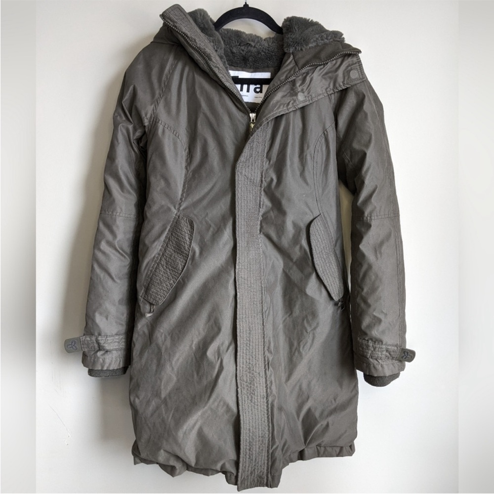 Aritzia TNA Goose Down Jacket Summit Parka Army Green Puffer Small Super Puff